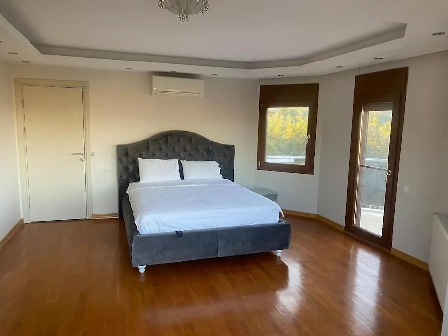 Nefes Urla Villa
